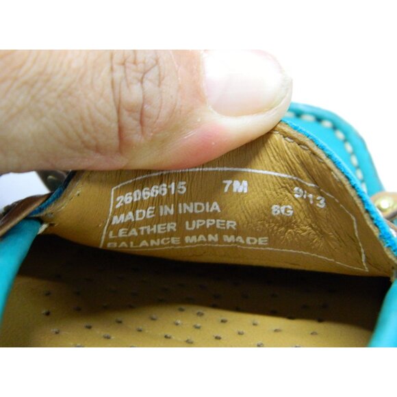 Clarks Turquoise Leather Loafers 7M Slip-On Driving Moccasins Tan Bow Rubber Sol - Picture 6 of 9